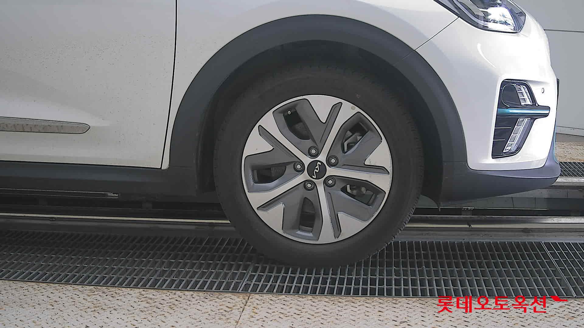 2022 - kia niro