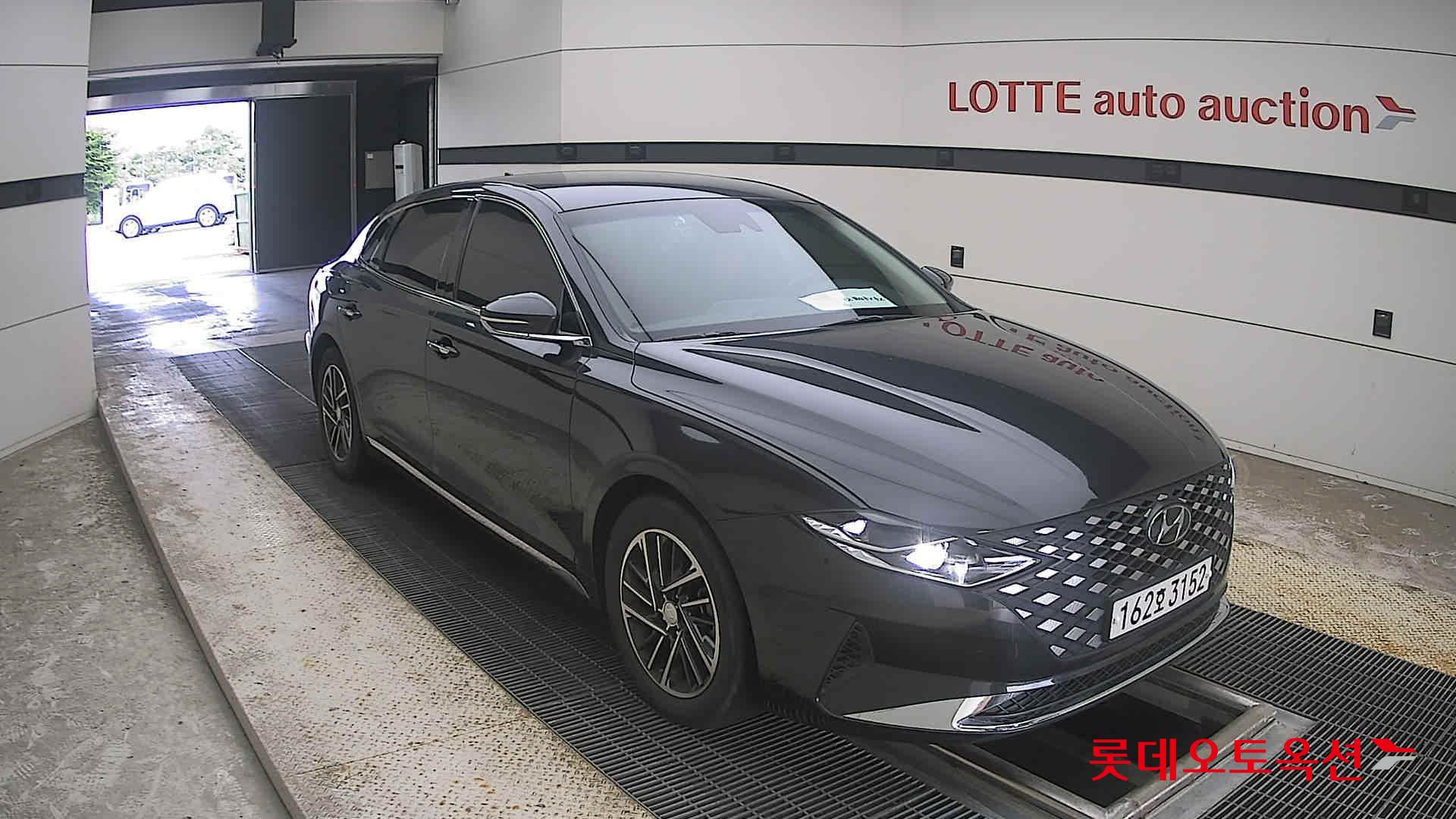 2021 - hyundai grandeur