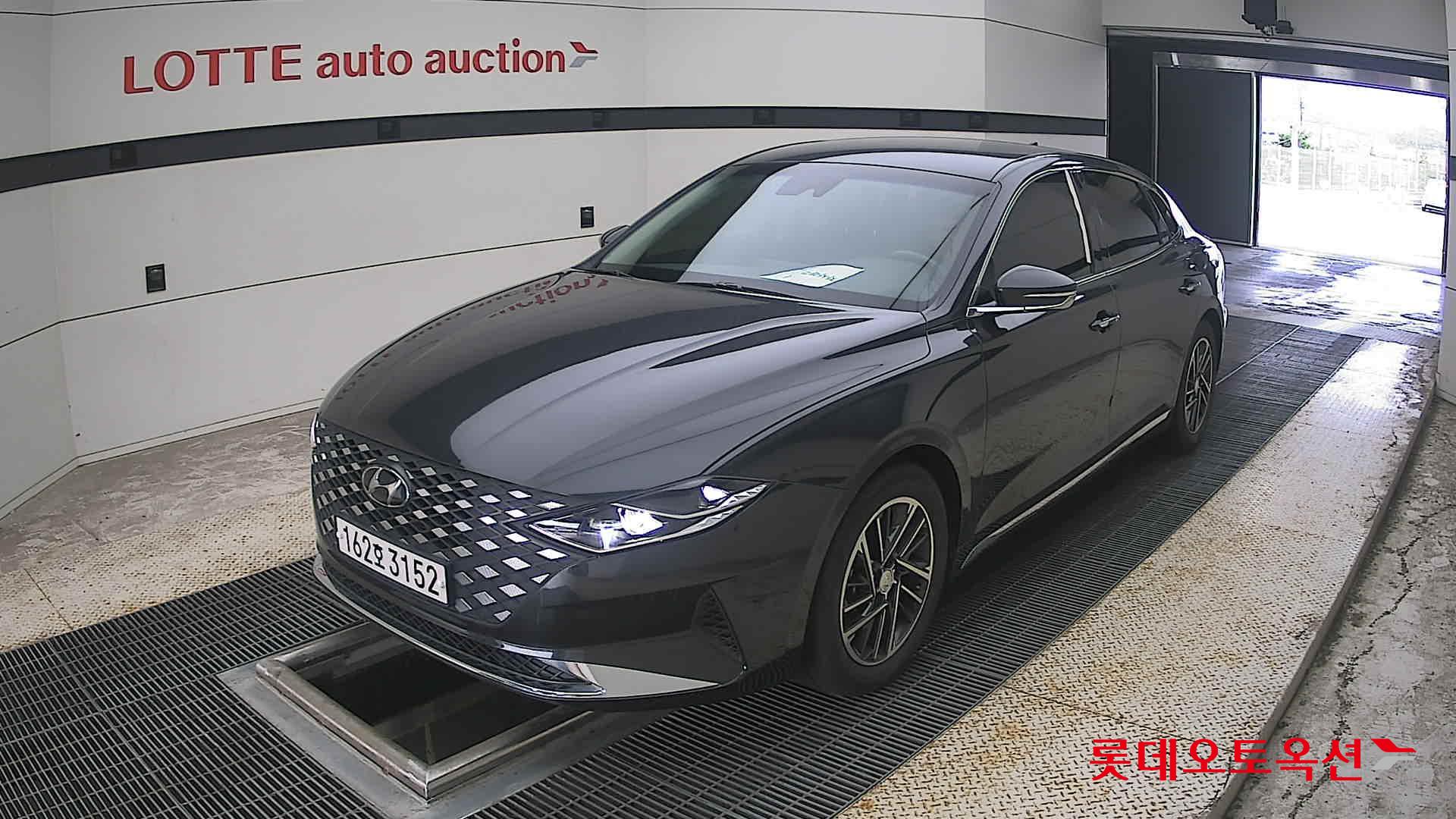 2021 - hyundai grandeur
