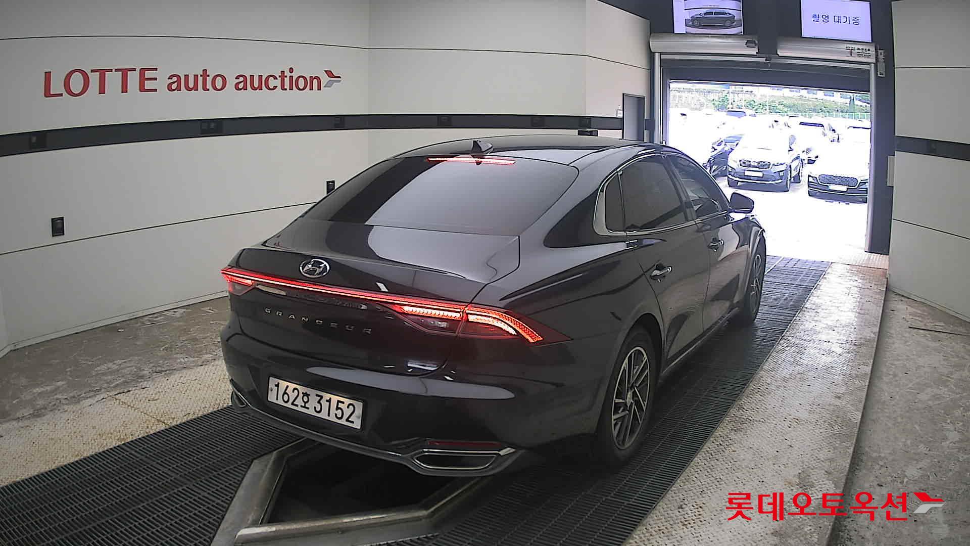 2021 - hyundai grandeur