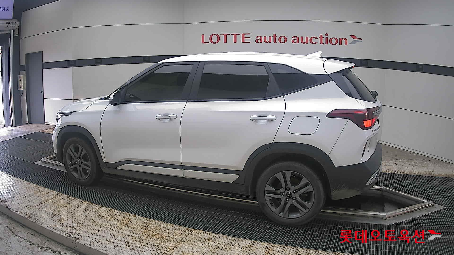 2022 - kia seltos
