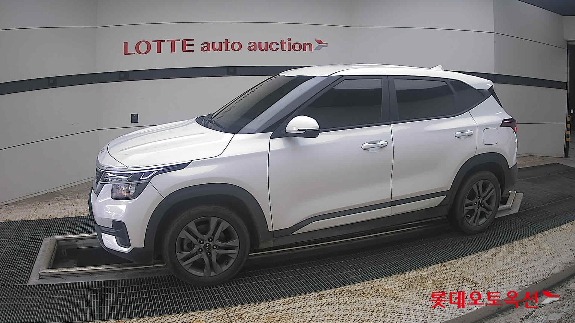 2022 - kia seltos