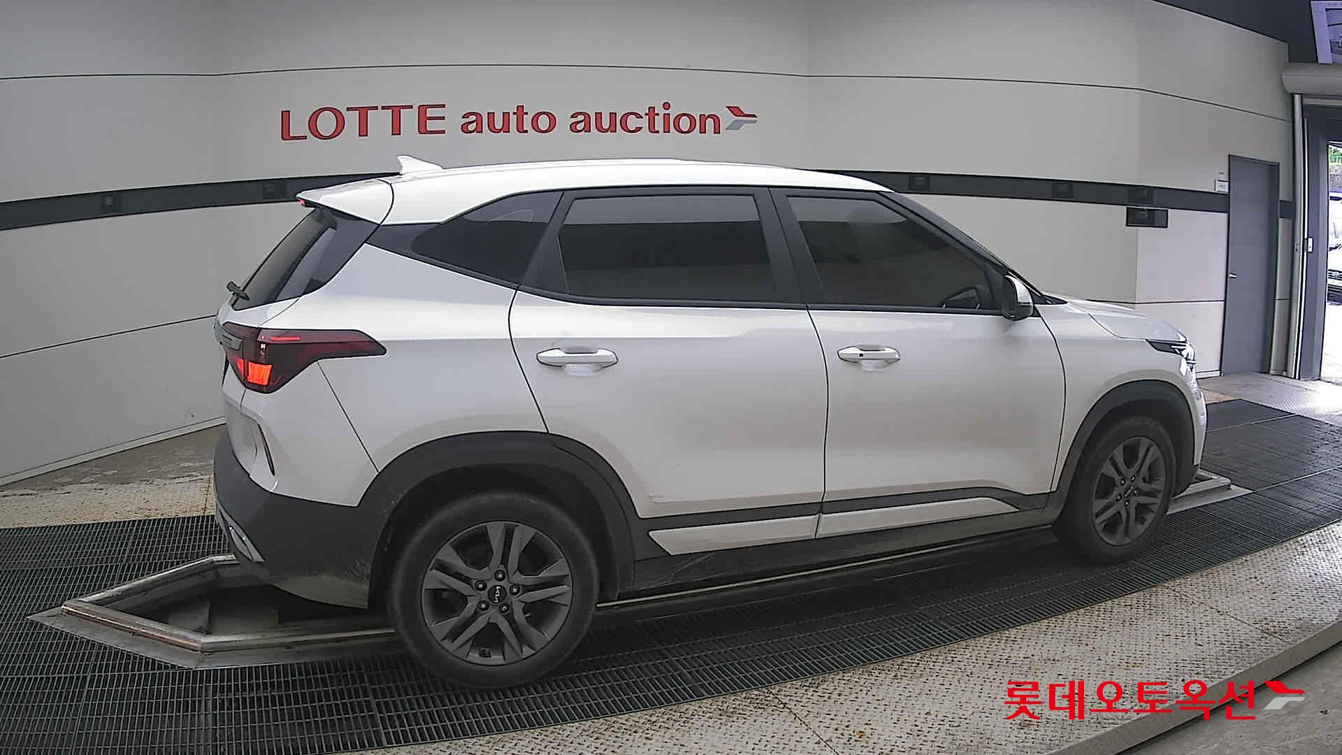 2022 - kia seltos