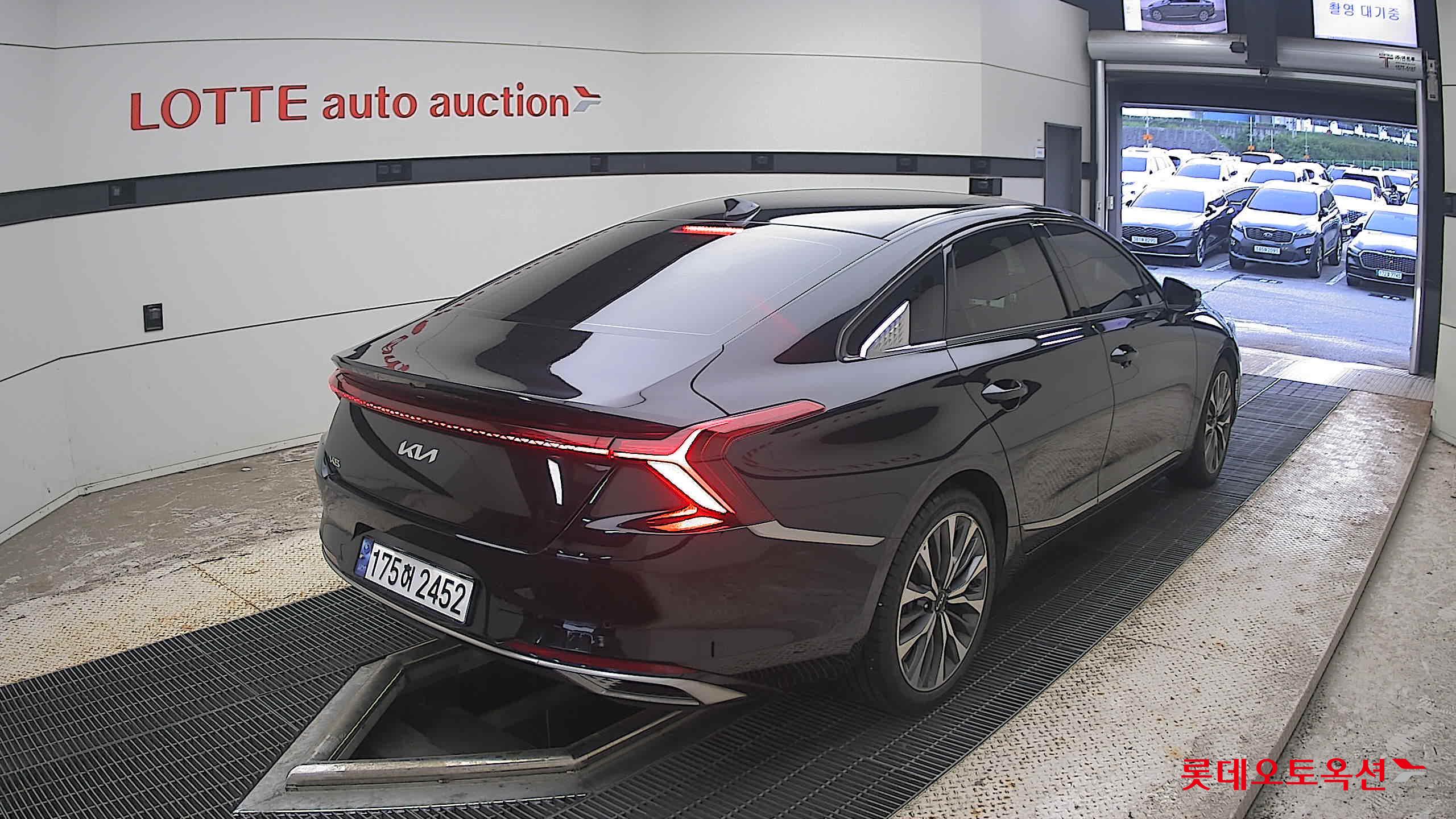 2023 - kia k8