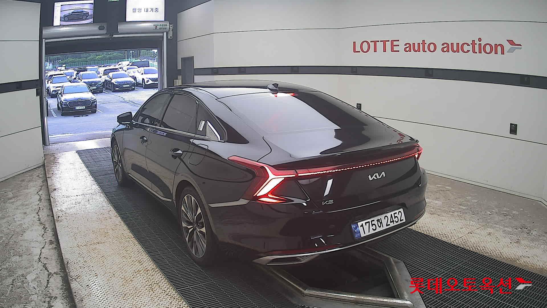 2023 - kia k8
