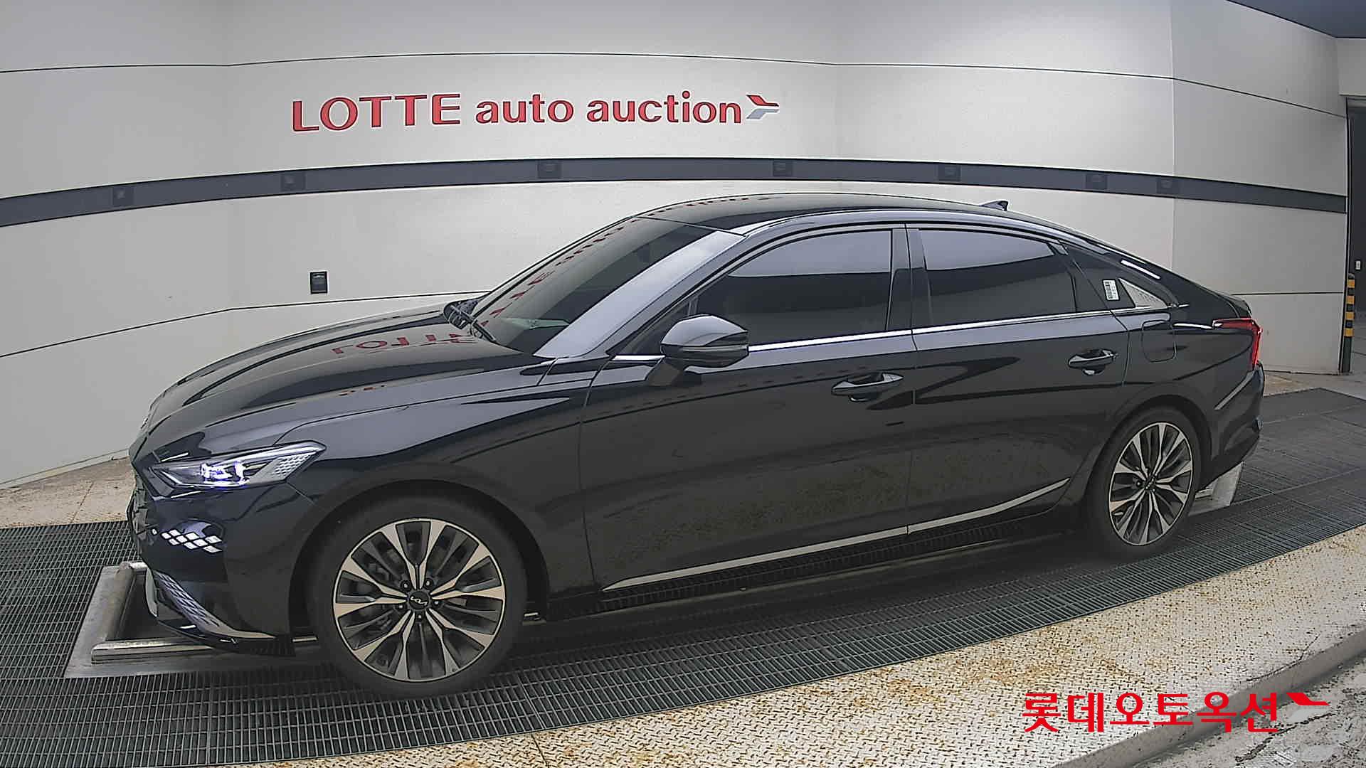 2023 - kia k8