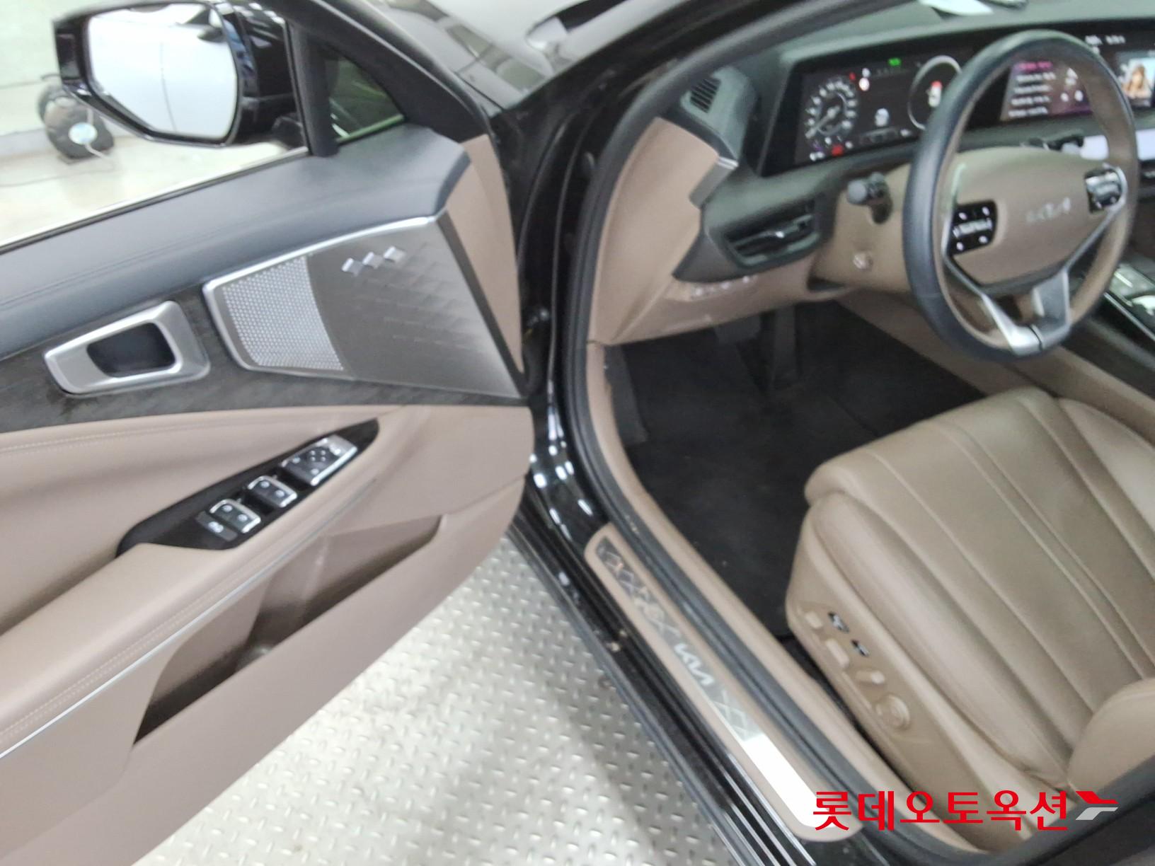 2023 - kia k8