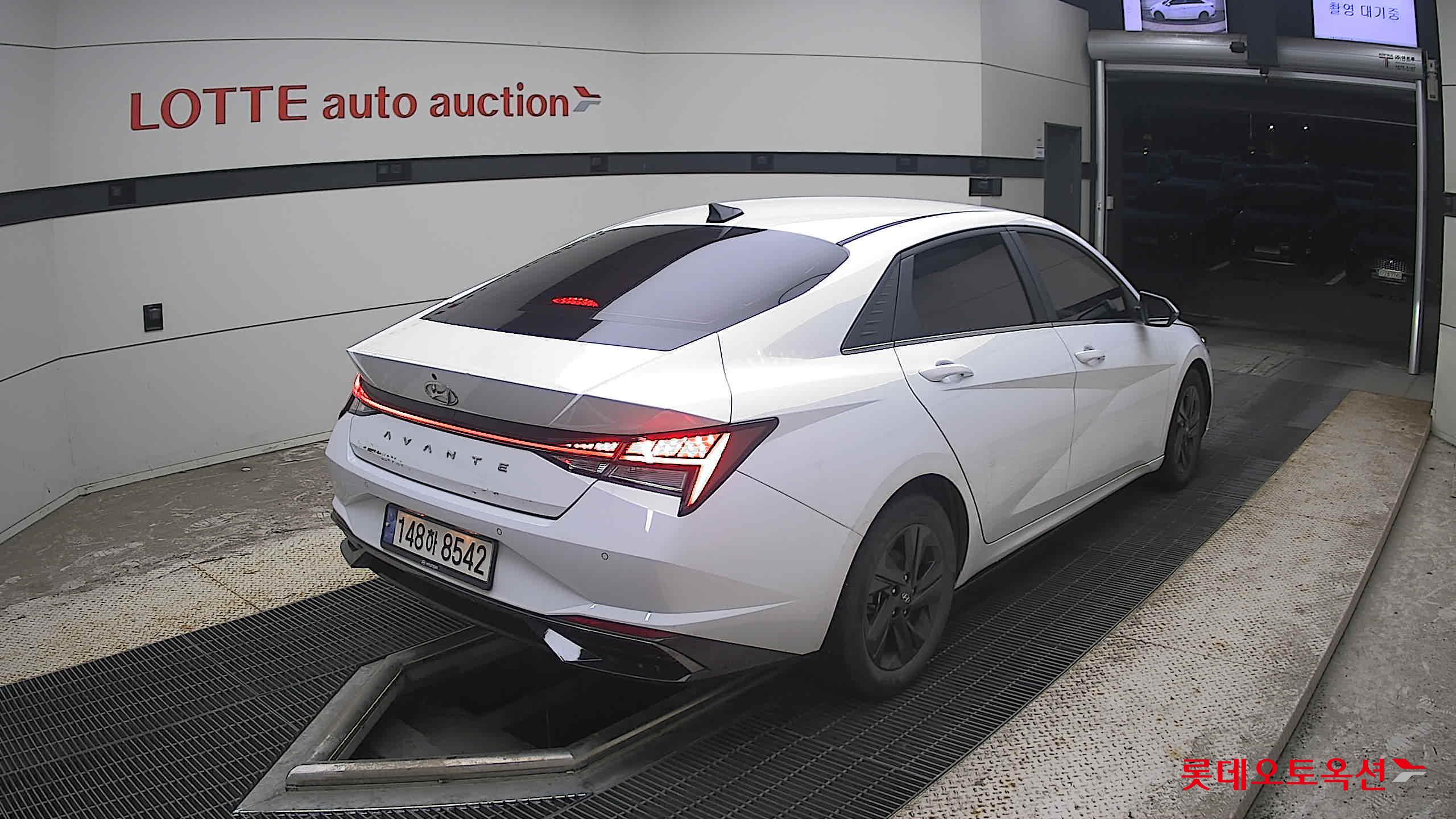 2021 - hyundai avante