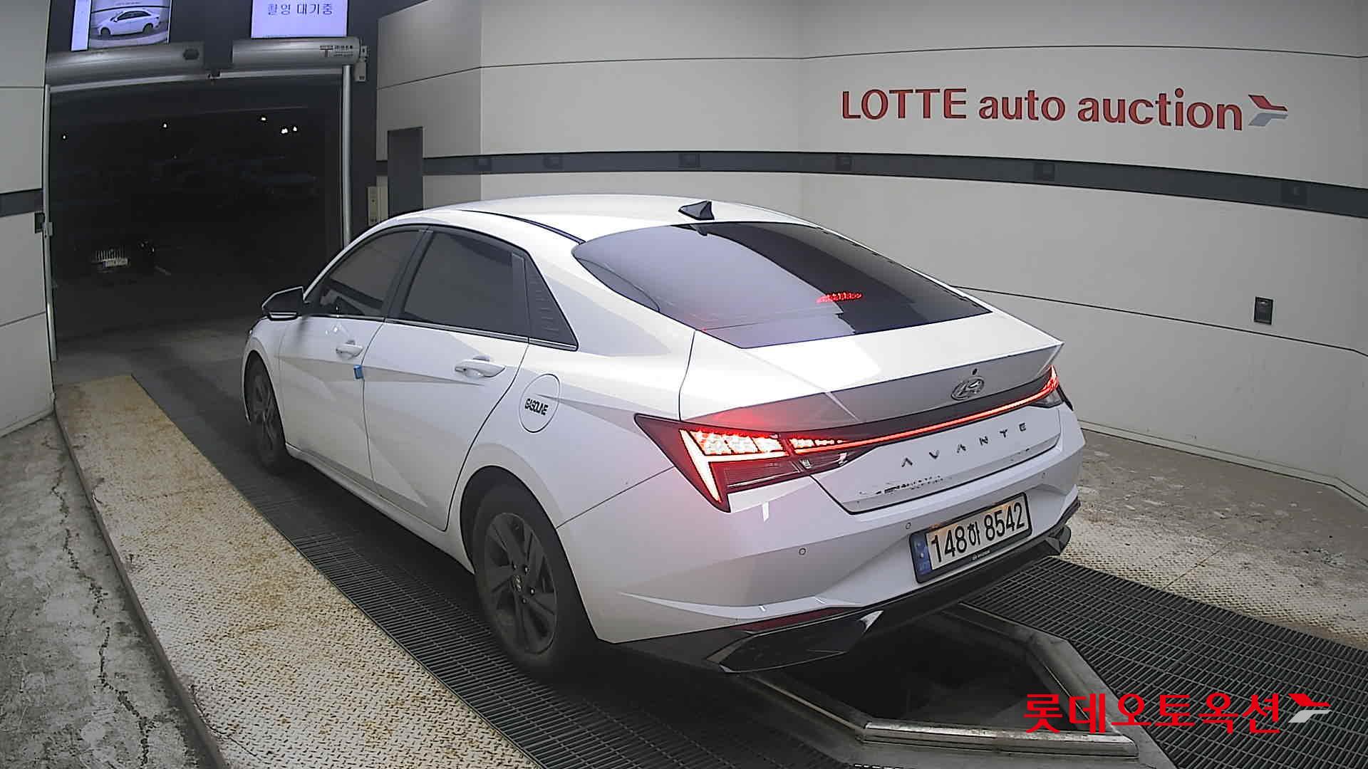 2021 - hyundai avante