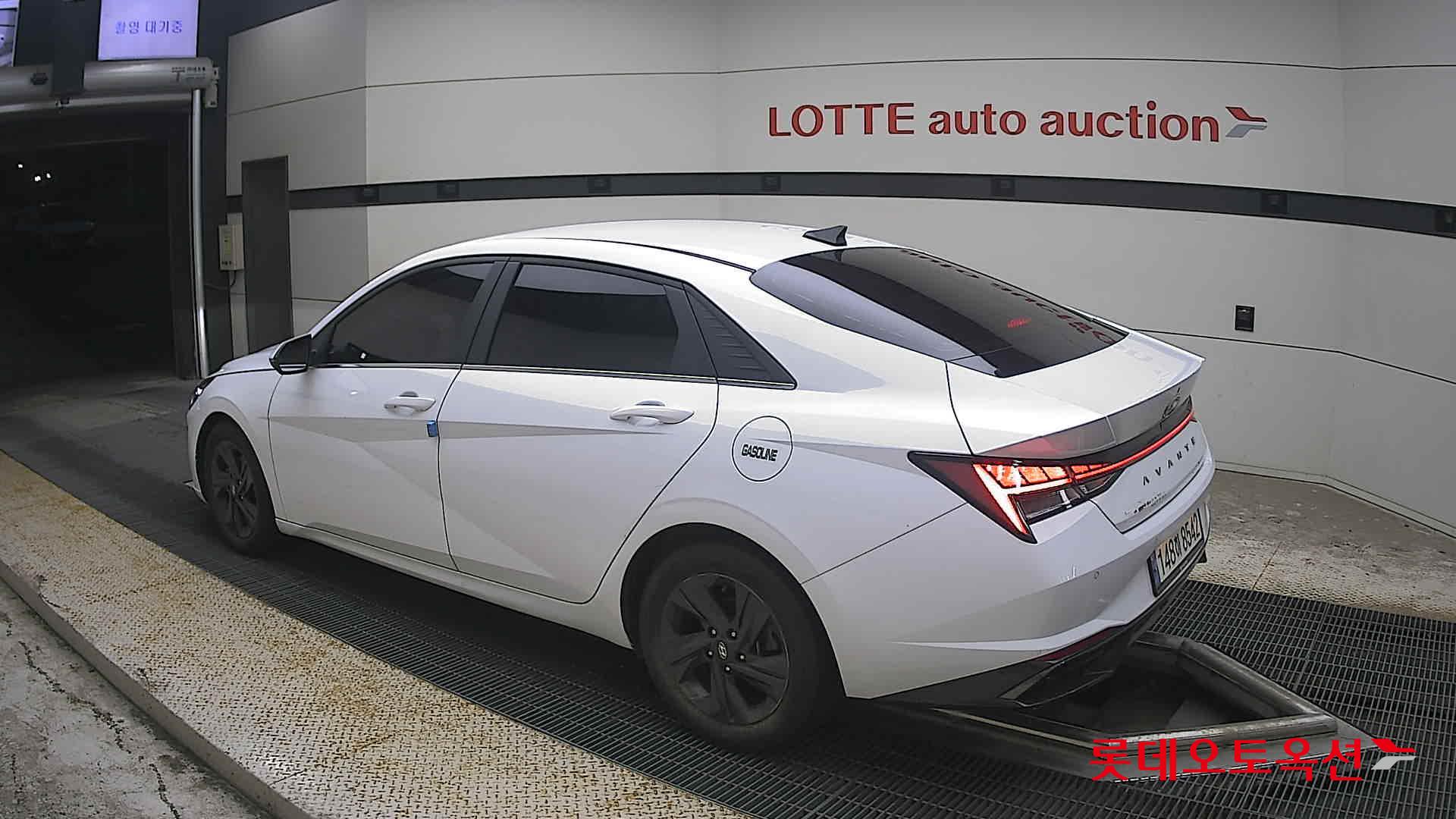 2021 - hyundai avante