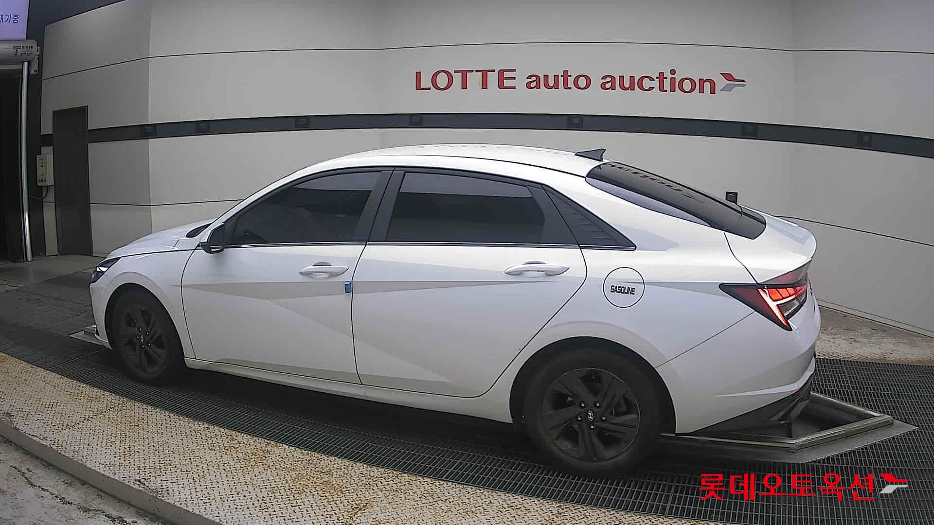 2021 - hyundai avante