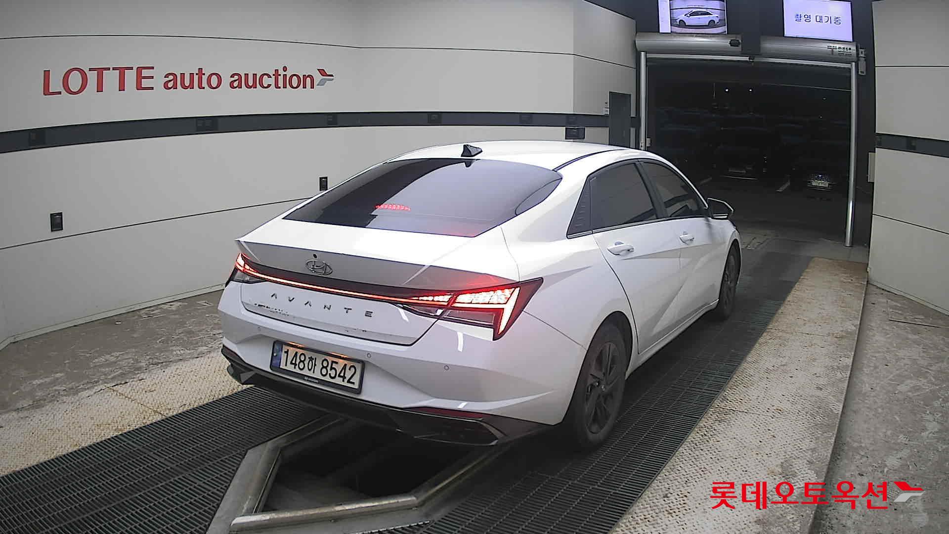 2021 - hyundai avante