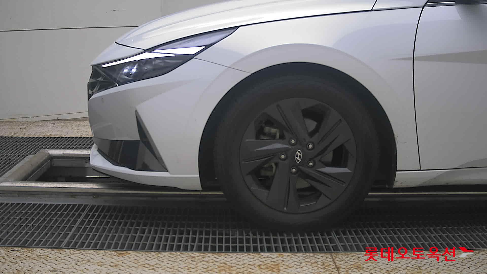 2021 - hyundai avante