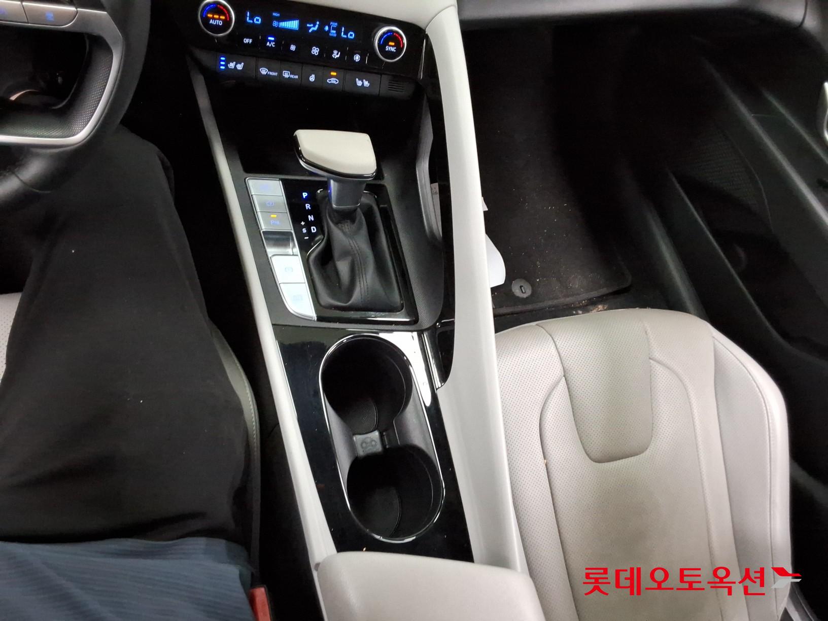 2021 - hyundai avante
