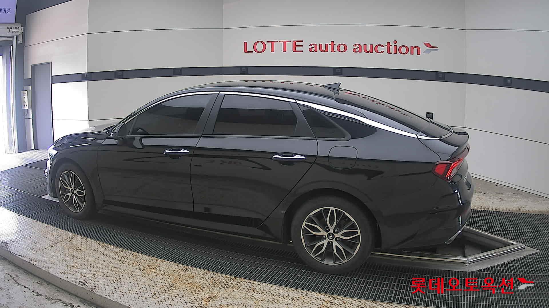 2020 - kia k5