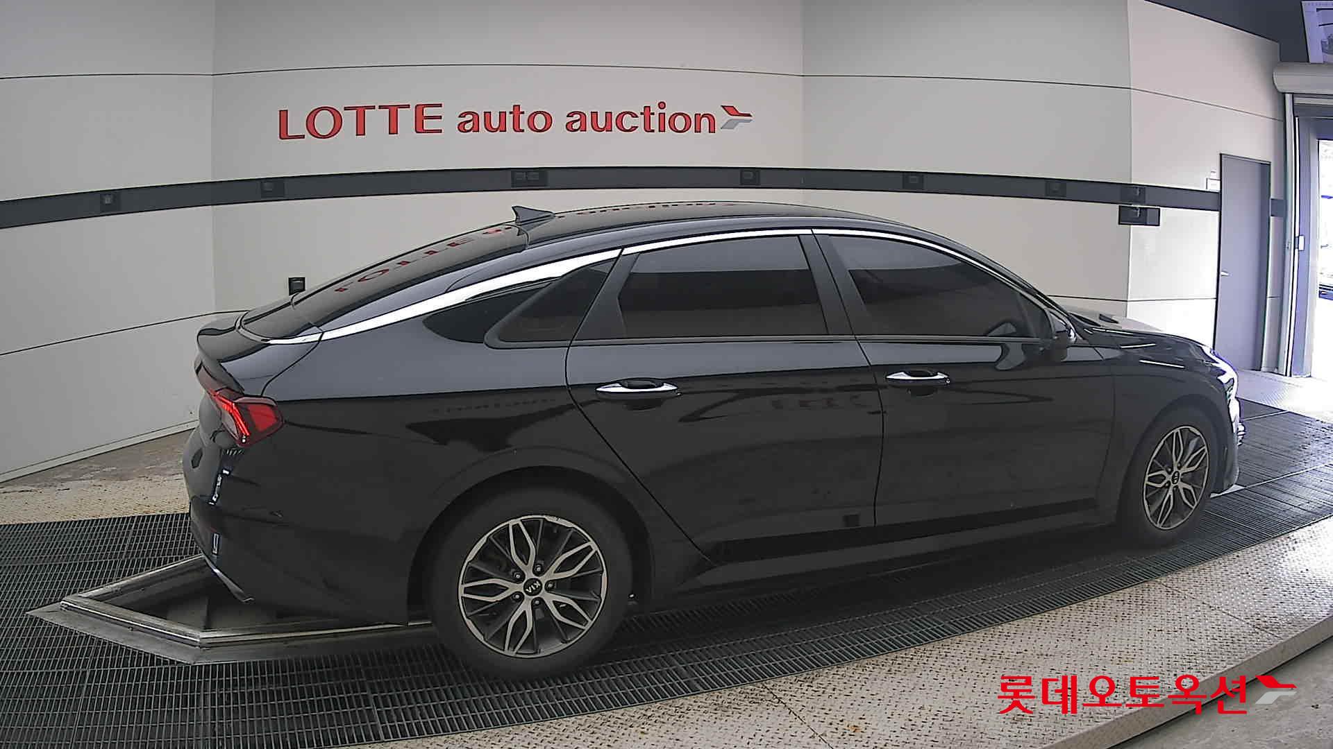 2020 - kia k5