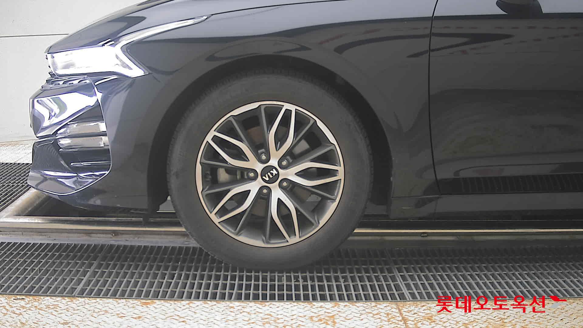 2020 - kia k5