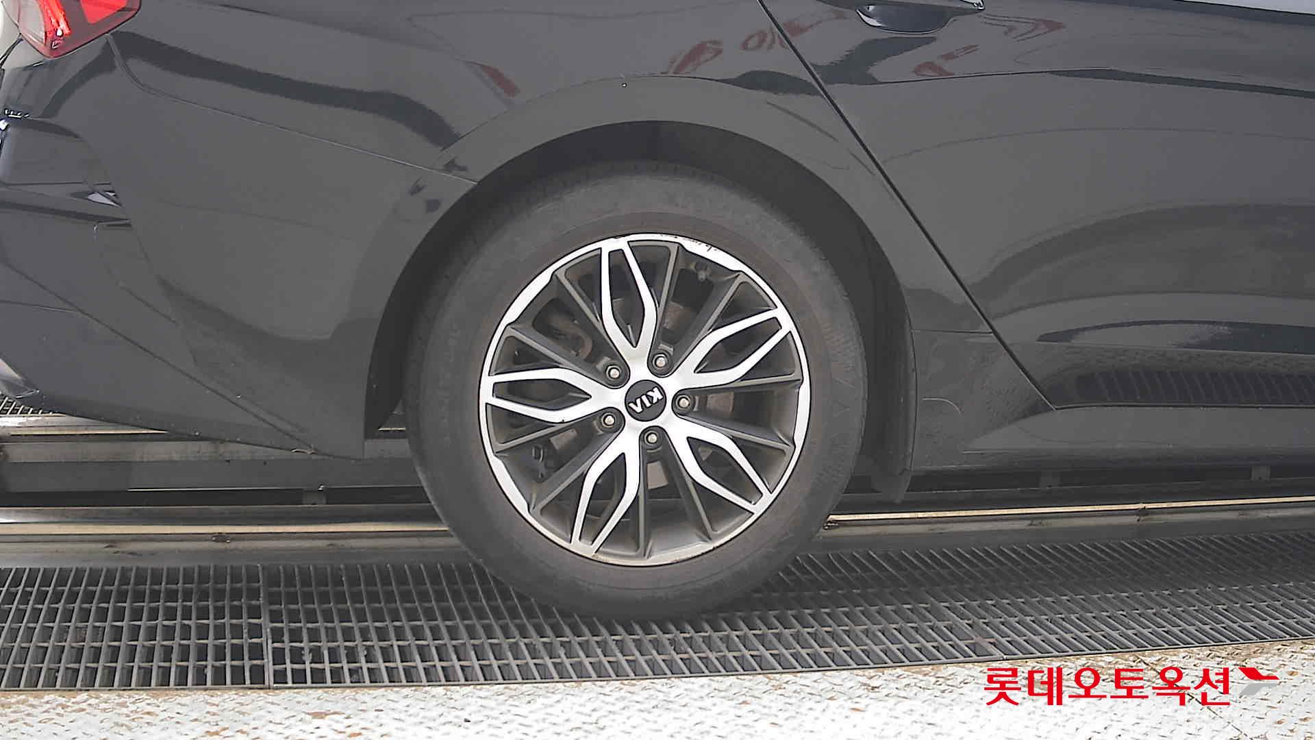 2020 - kia k5