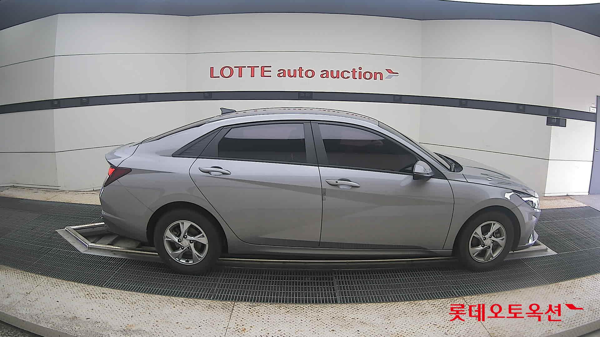 2021 - hyundai avante