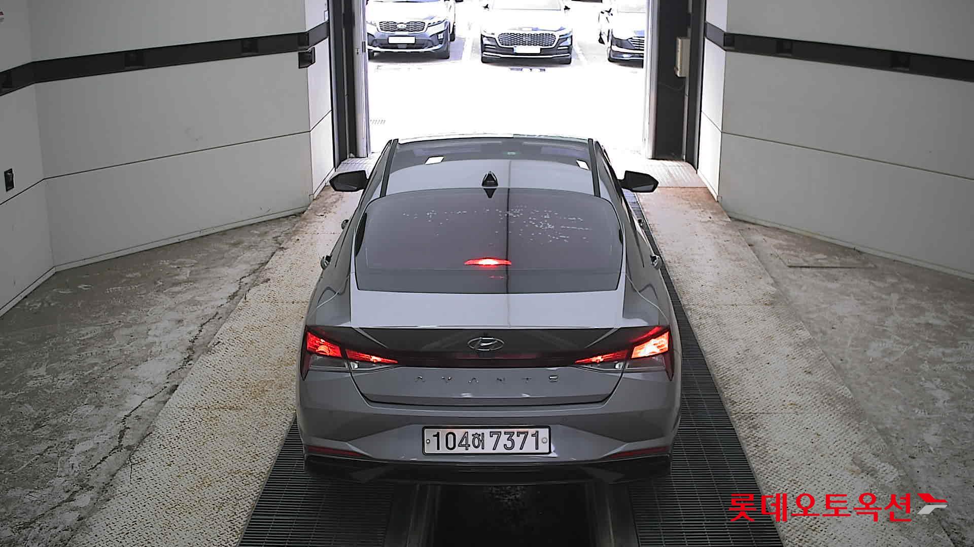 2021 - hyundai avante