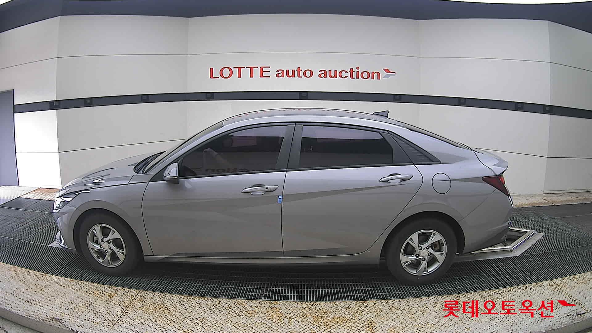 2021 - hyundai avante