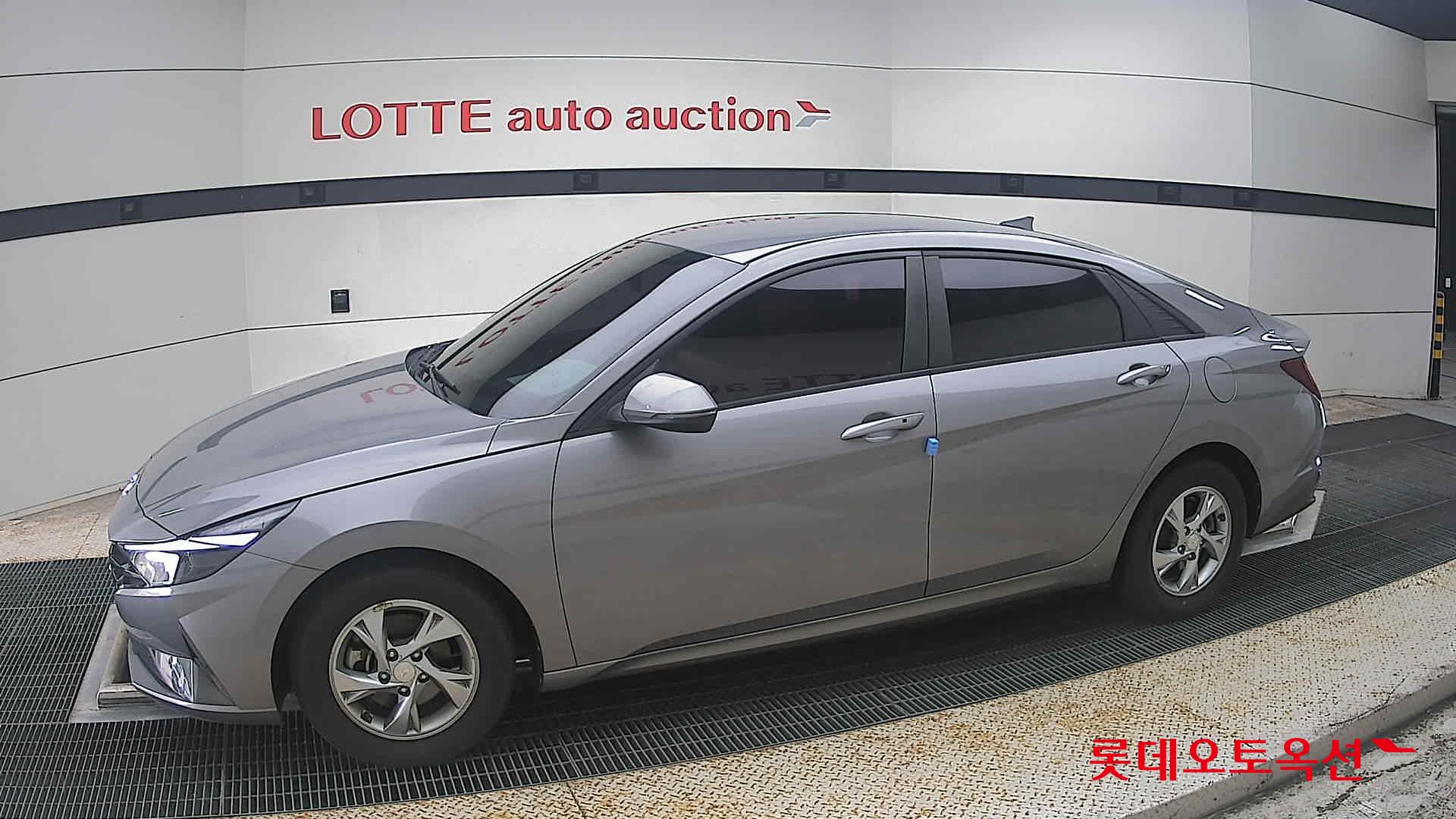 2021 - hyundai avante