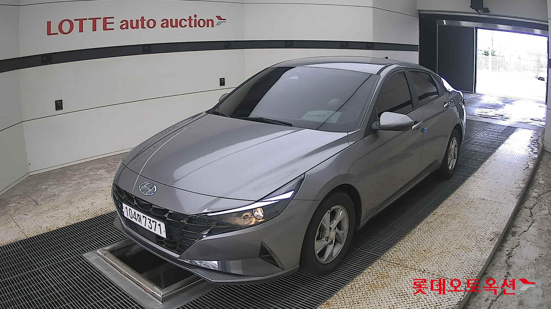 2021 - hyundai avante