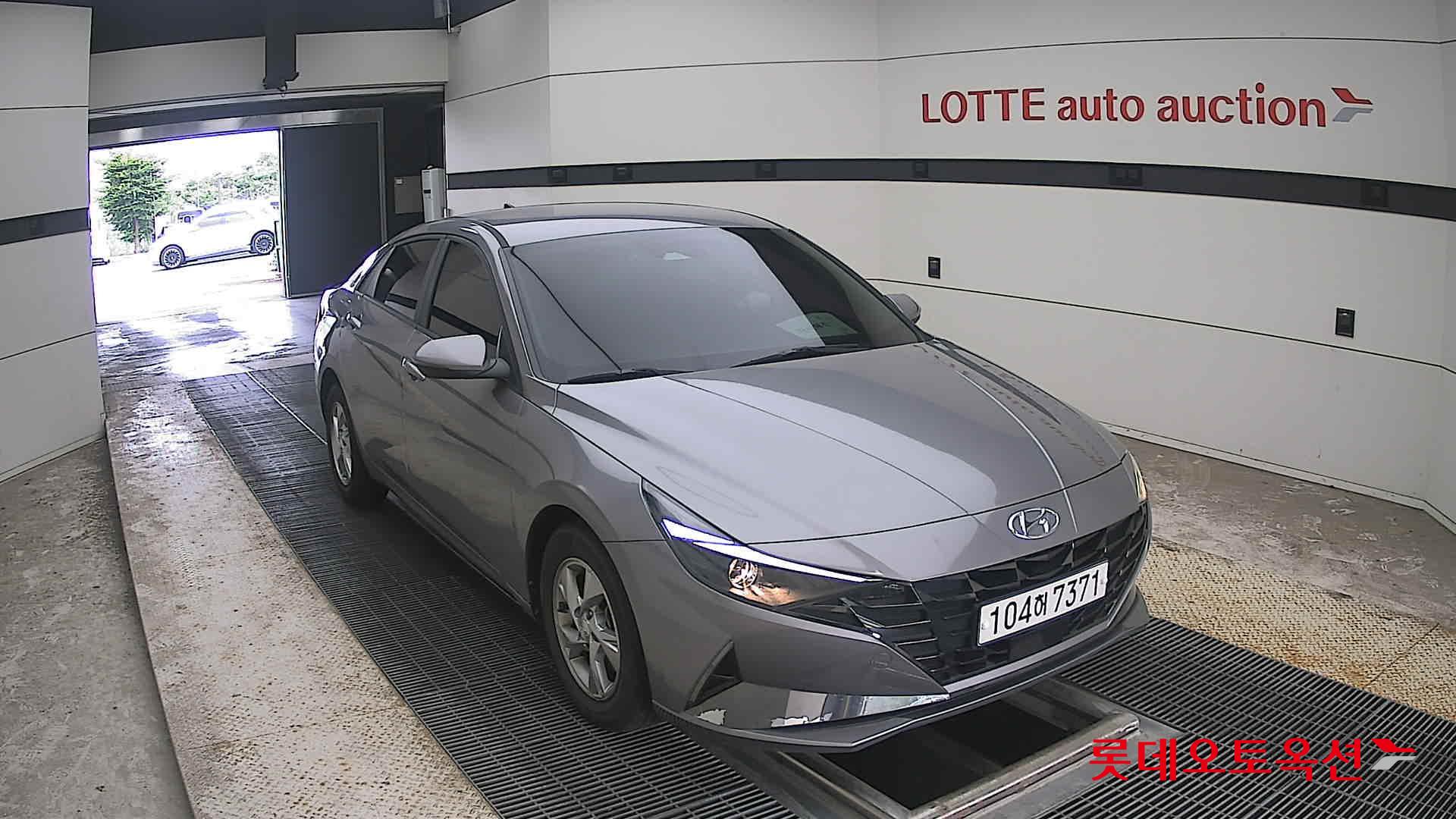 2021 - hyundai avante