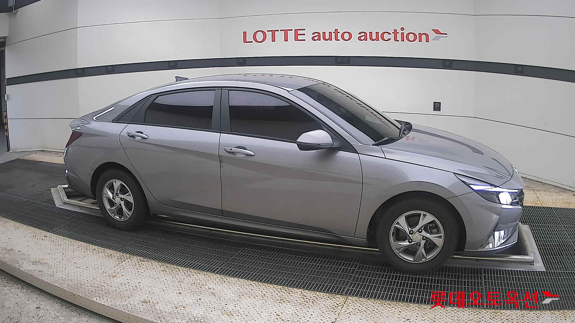 2021 - hyundai avante