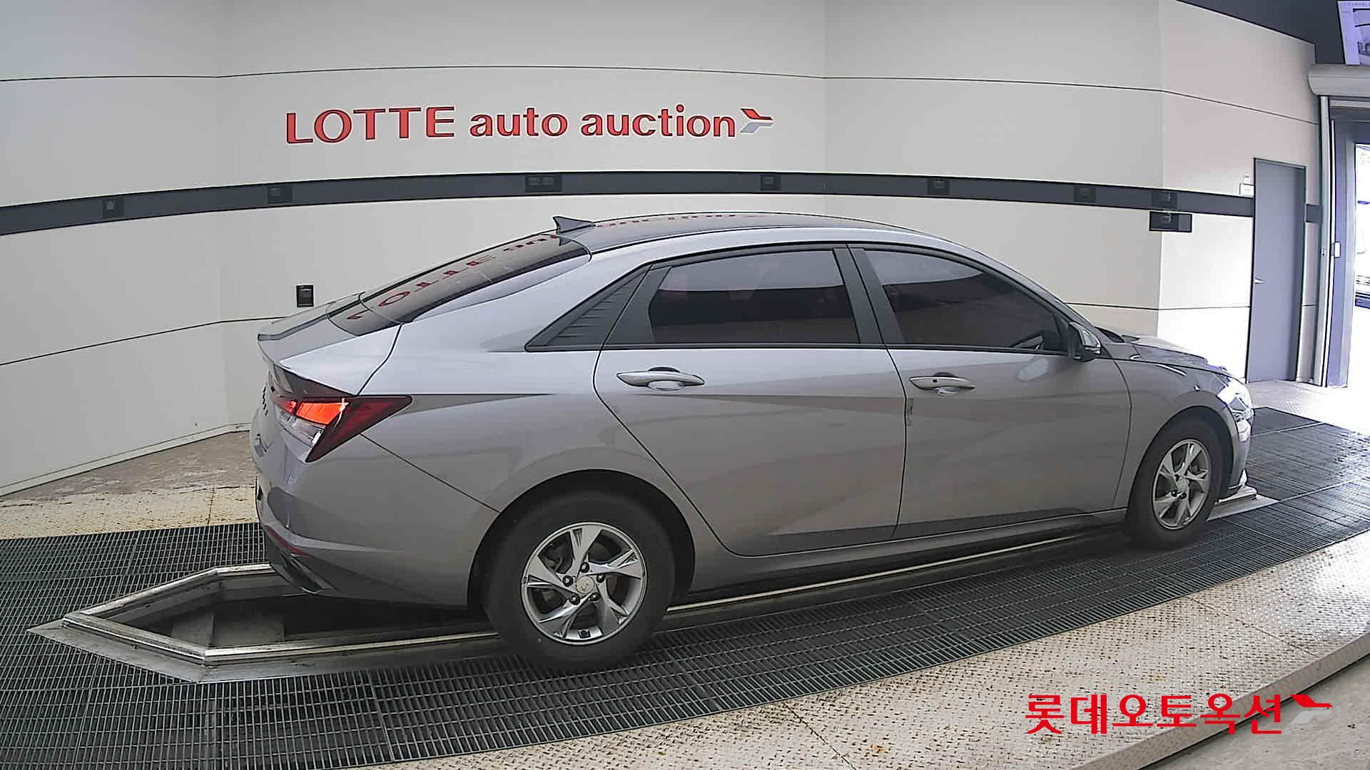 2021 - hyundai avante