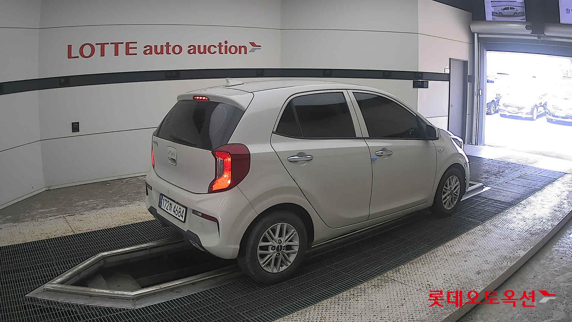 2022 - kia morning