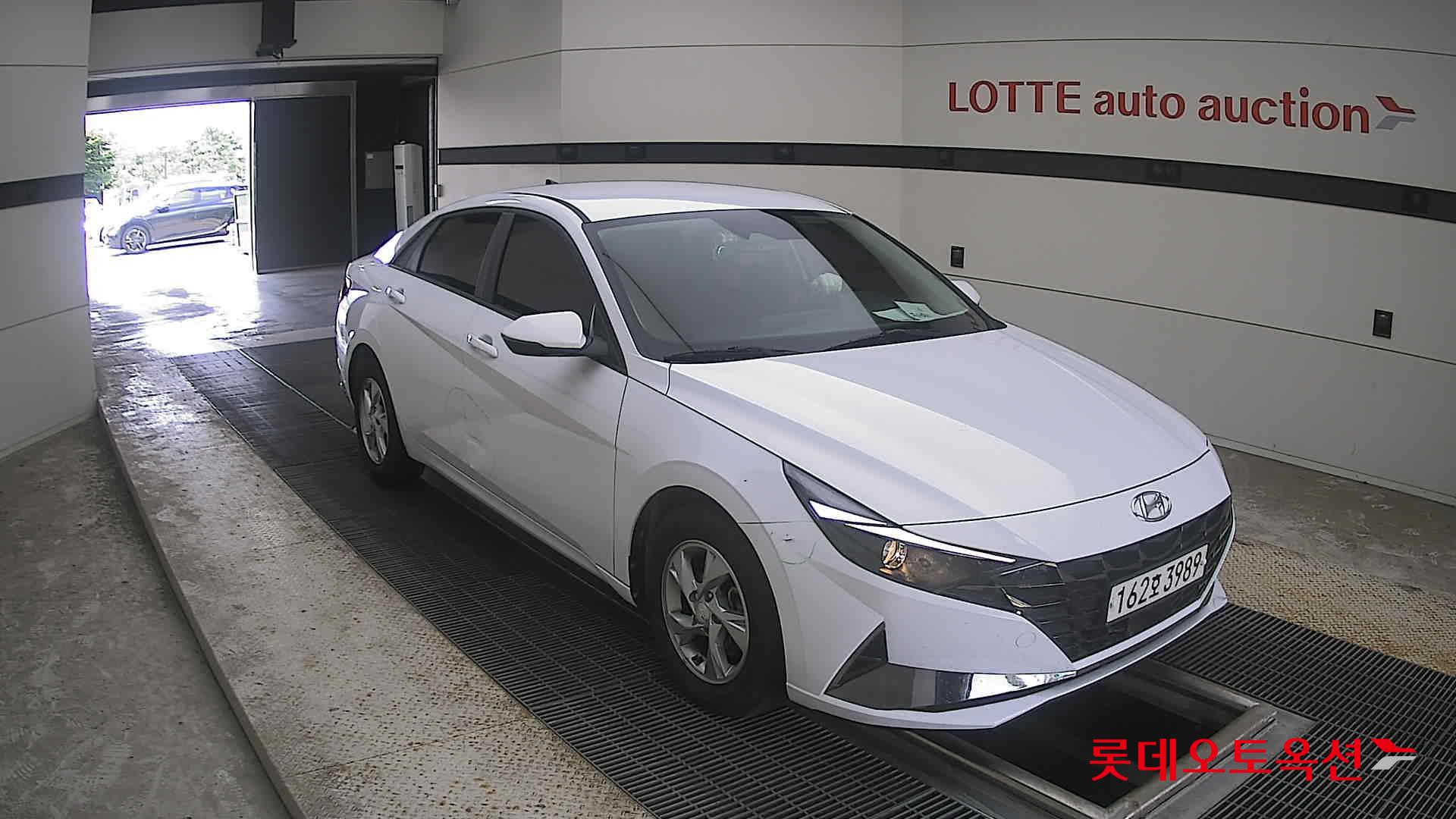 2021 - hyundai avante