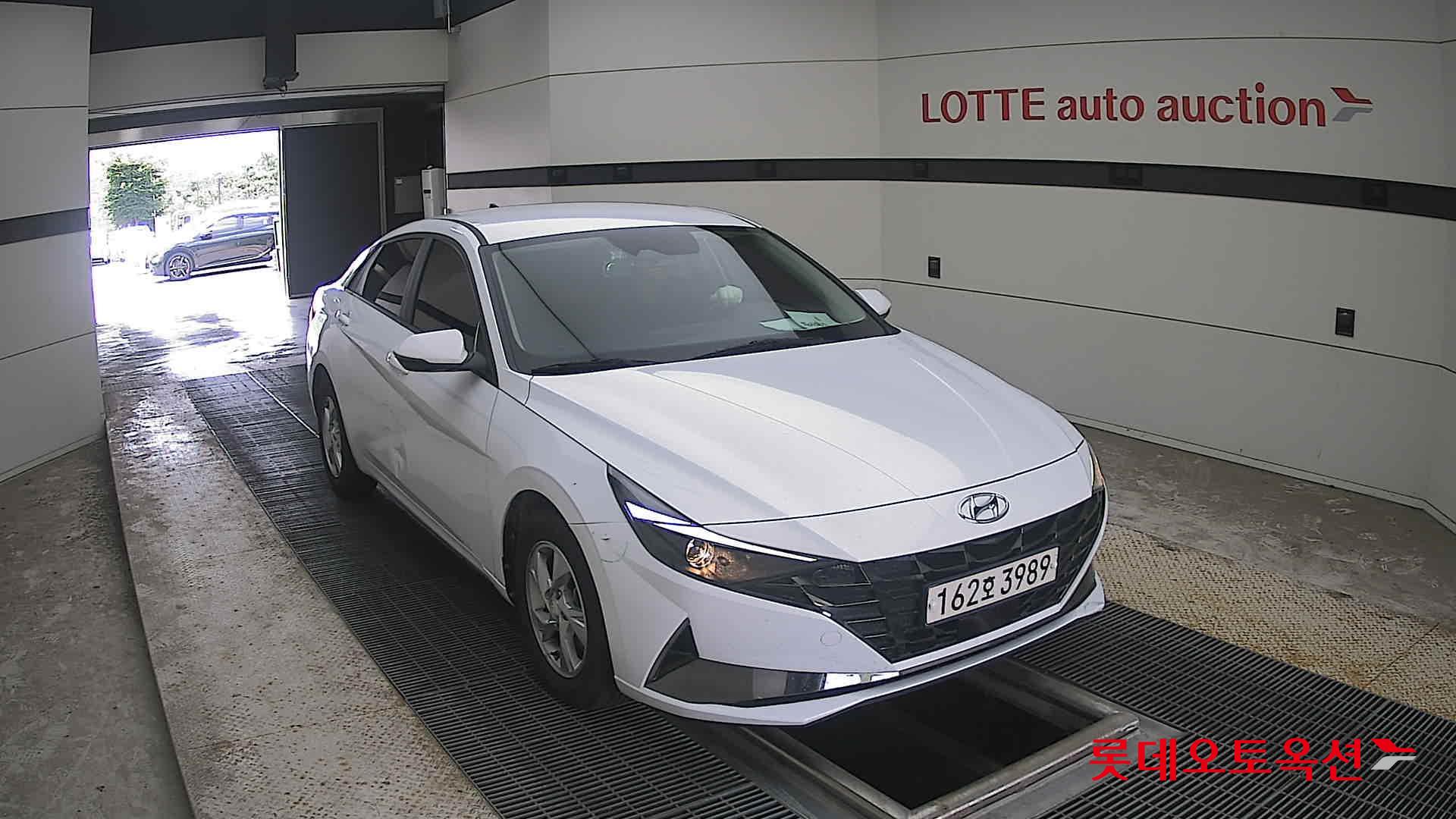 2021 - hyundai avante