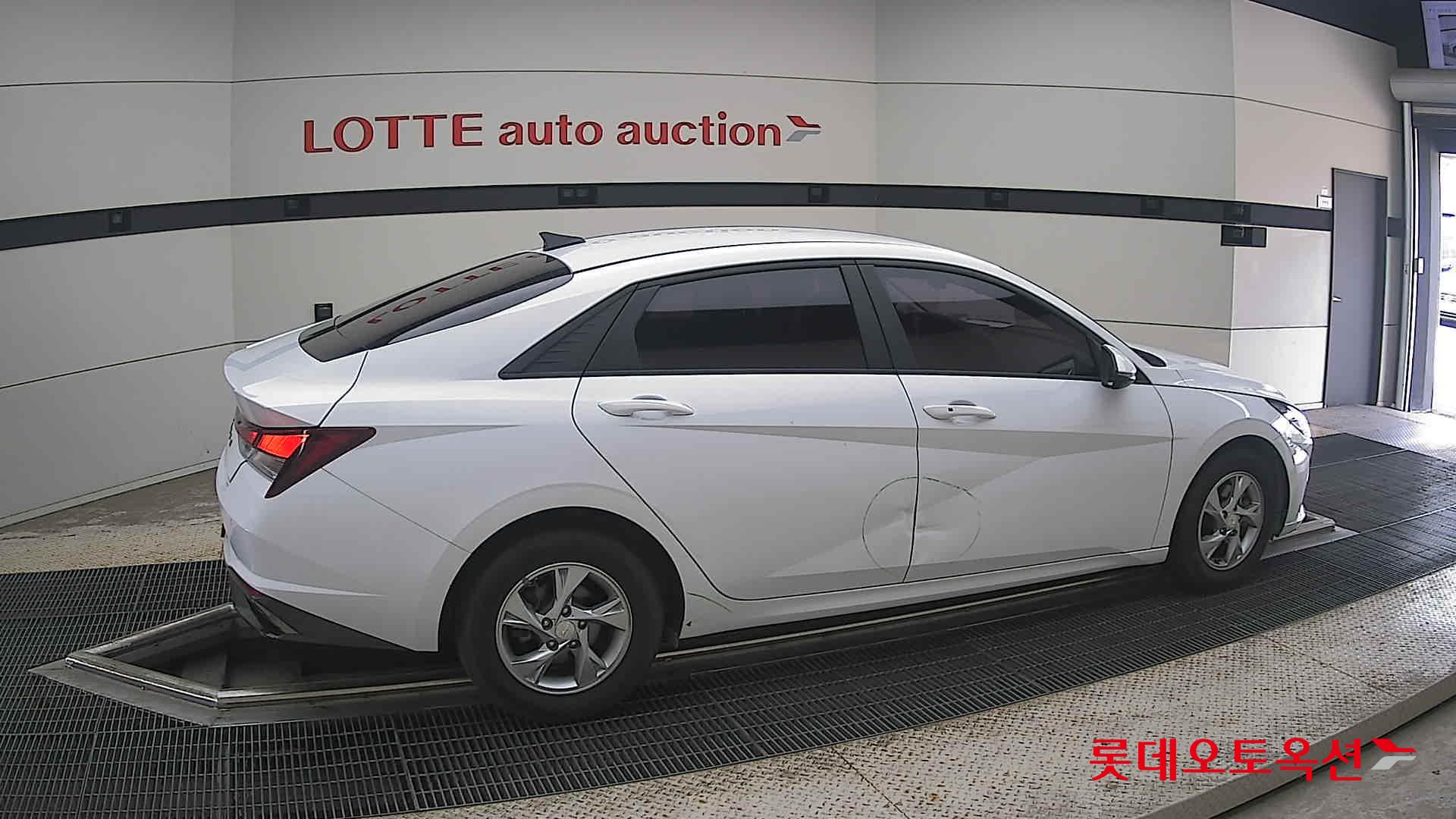 2021 - hyundai avante