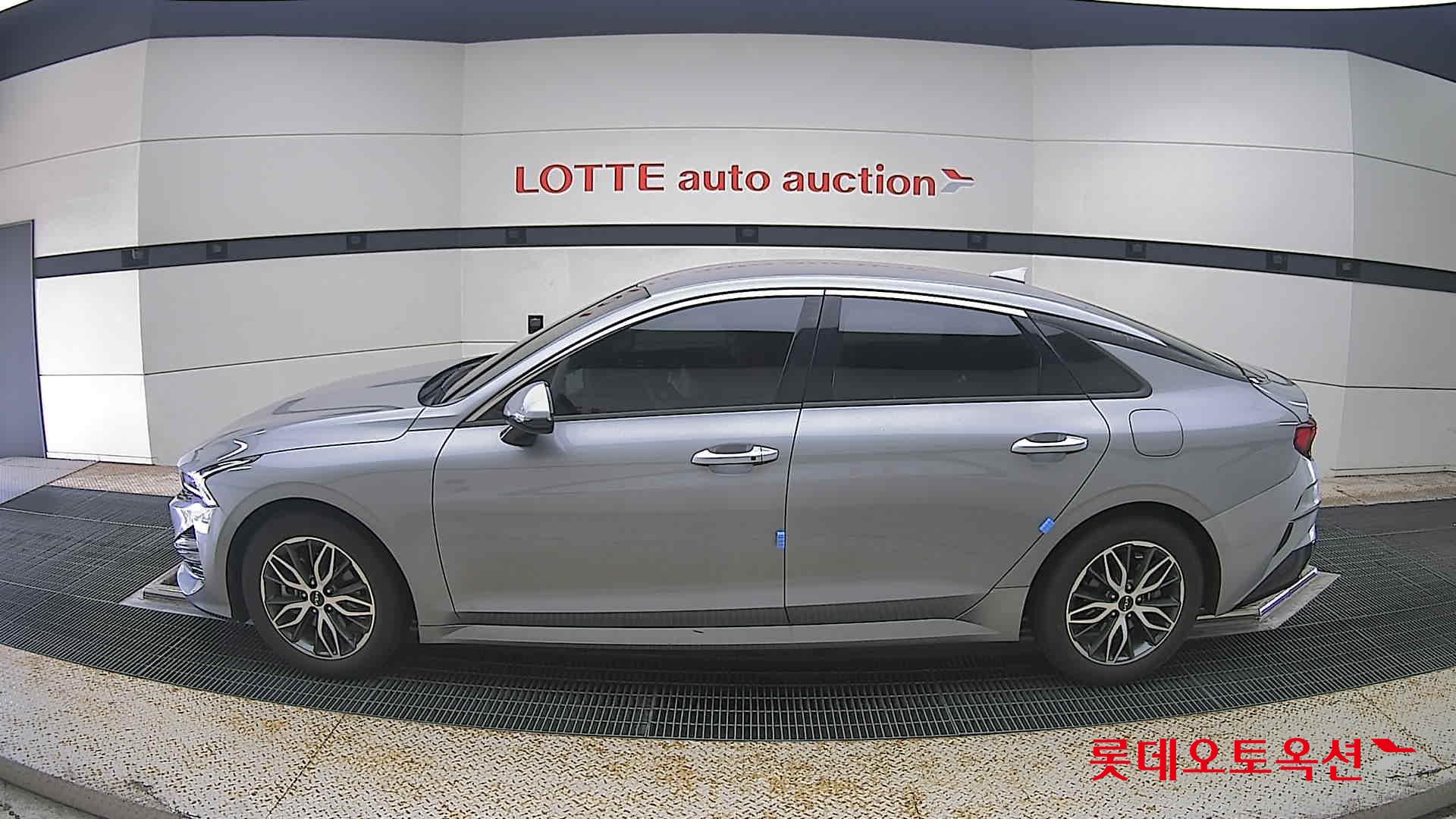 2023 - kia k5