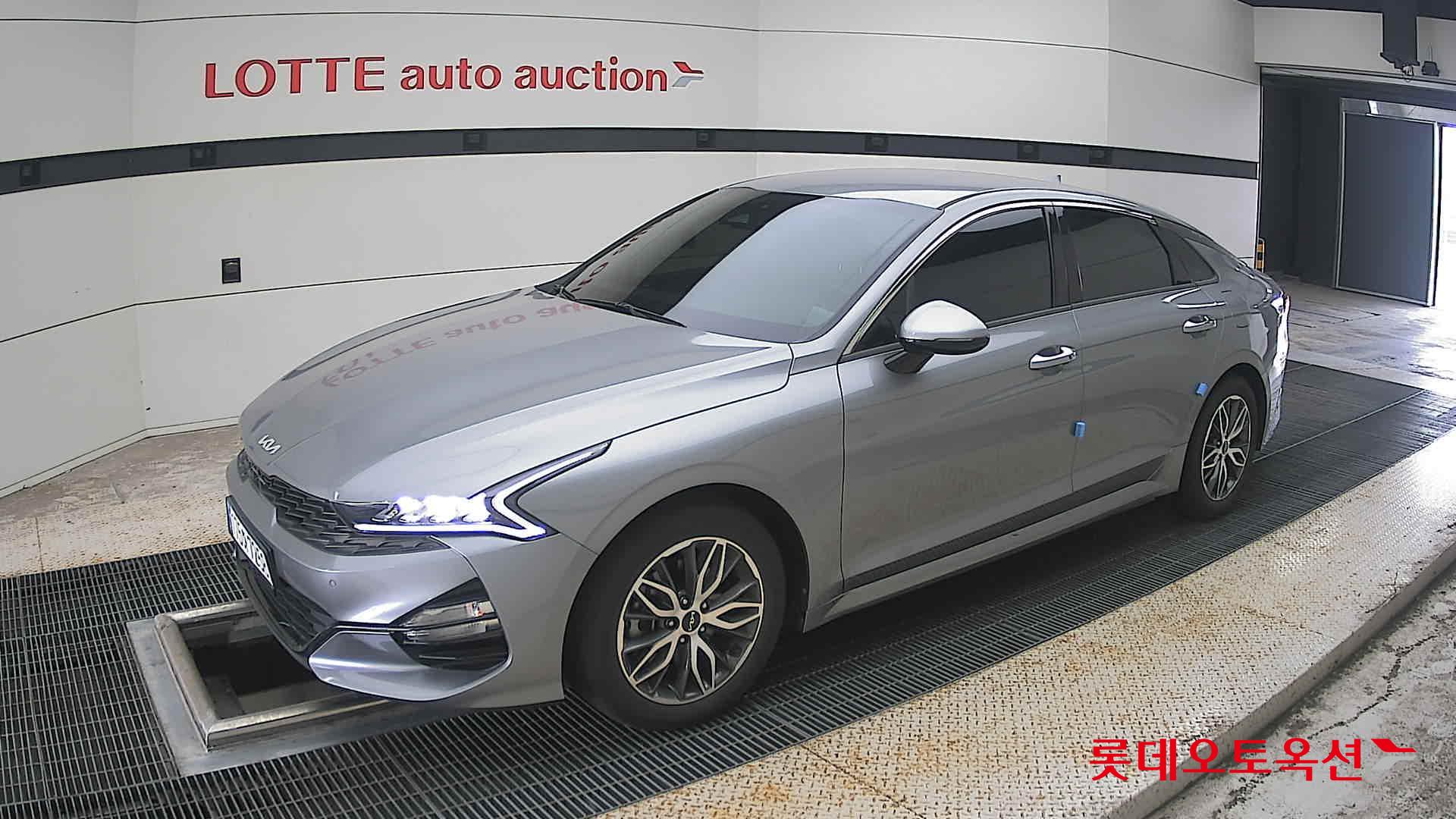 2023 - kia k5