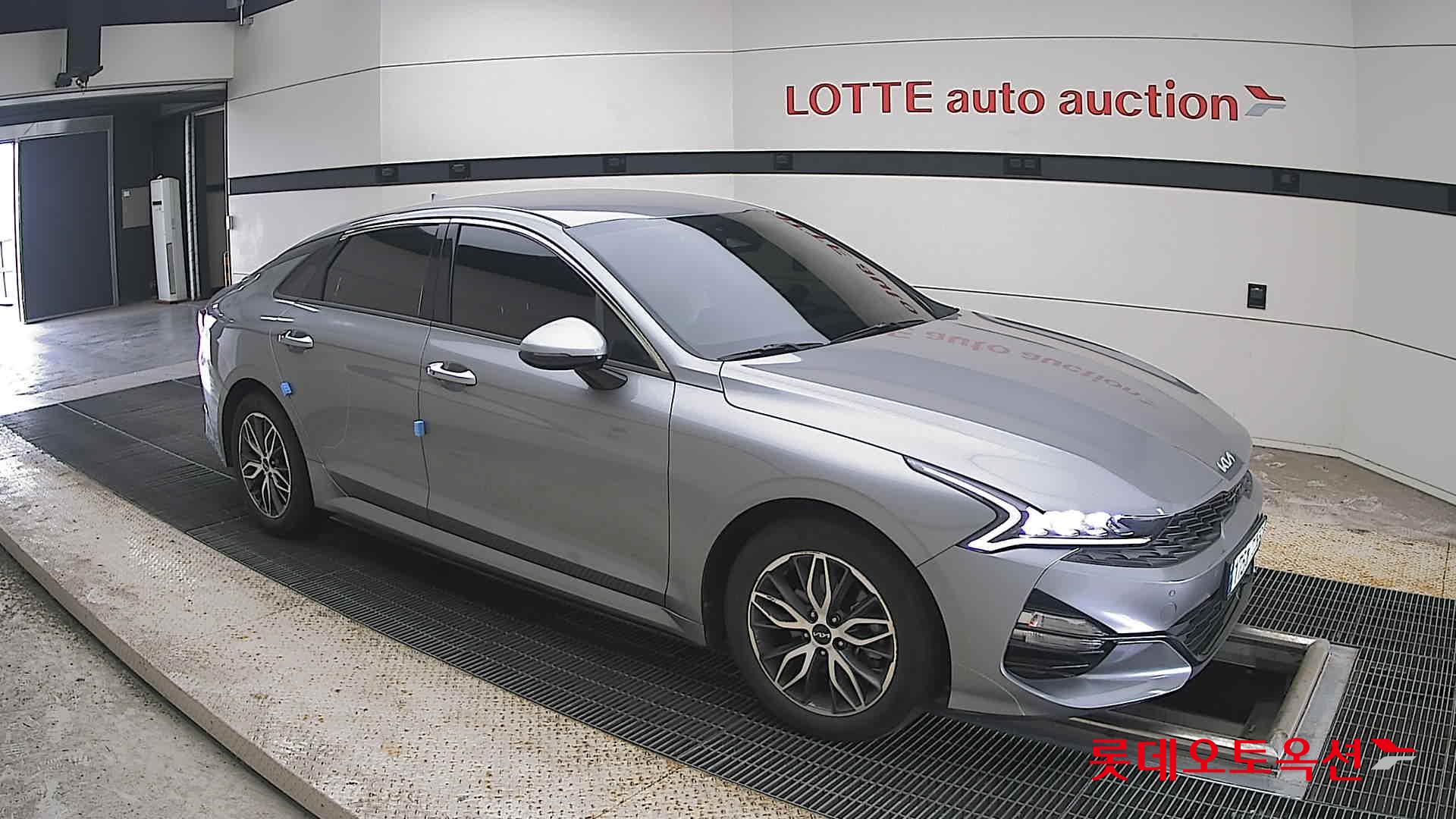 2023 - kia k5