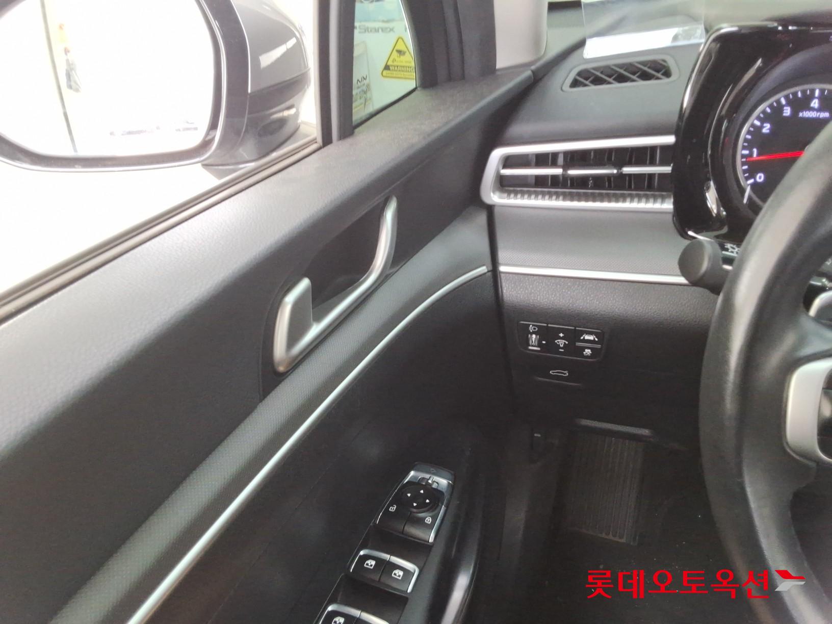 2023 - kia k5