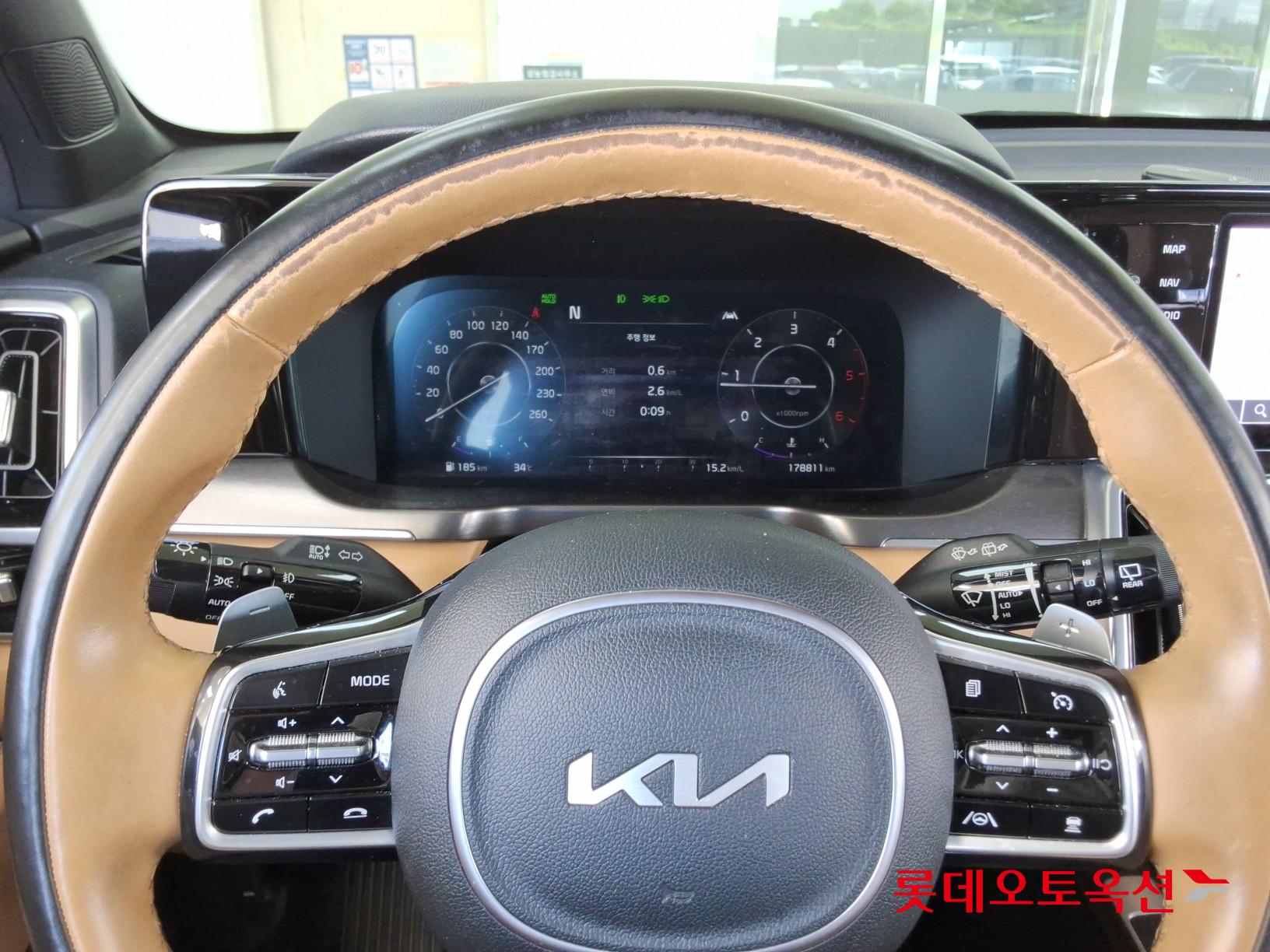 2022 - kia sorento