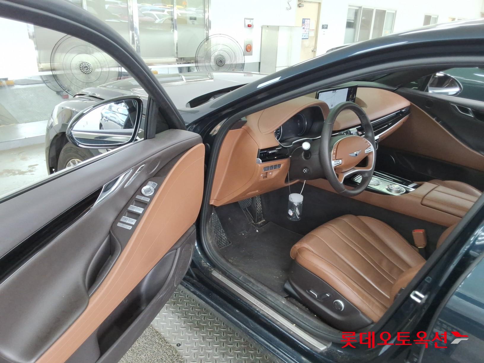 2021 - genesis g80