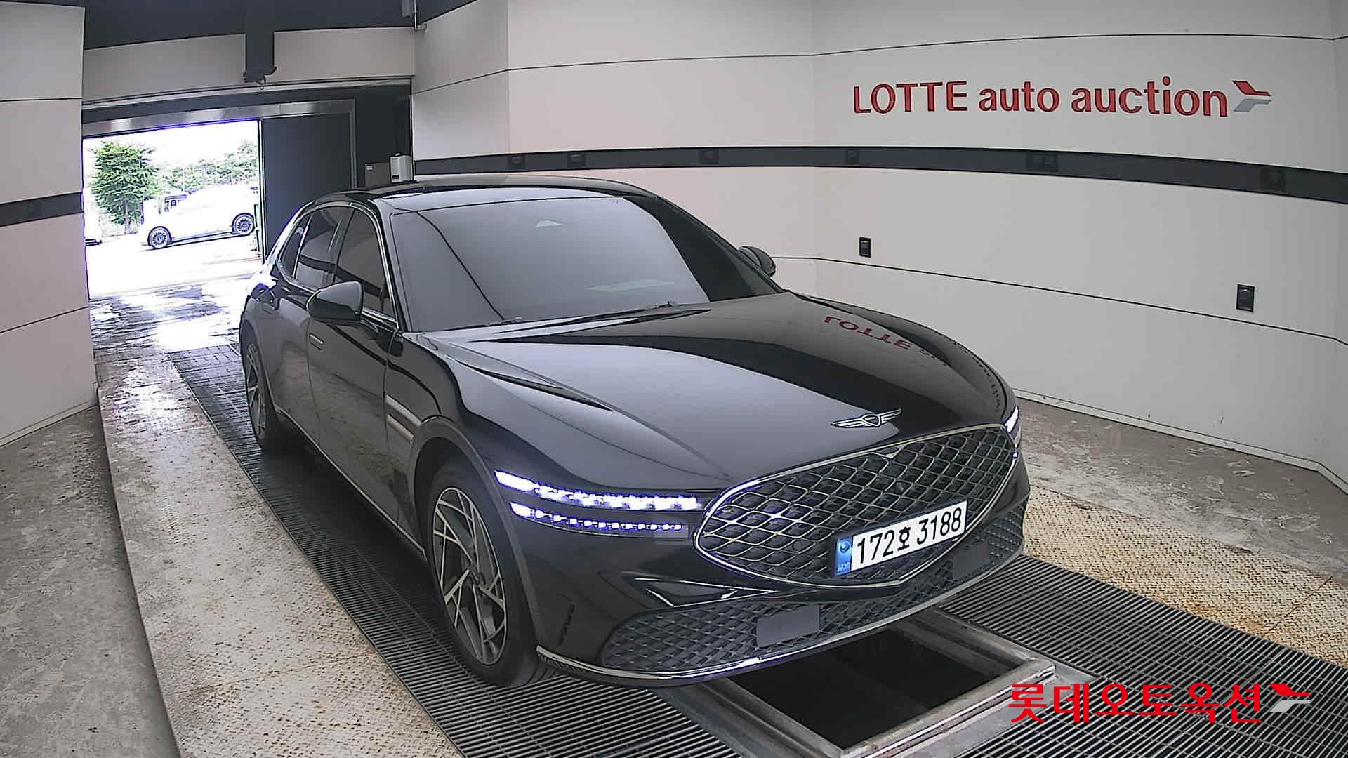 جينيسيس G90 2022 — صورة 20