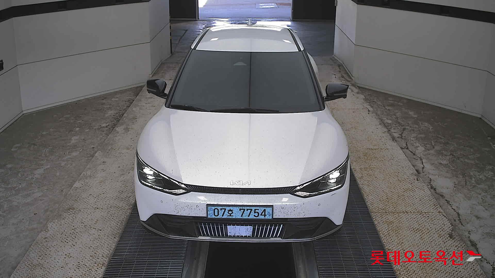EV6 (E) 롱레인지 어스