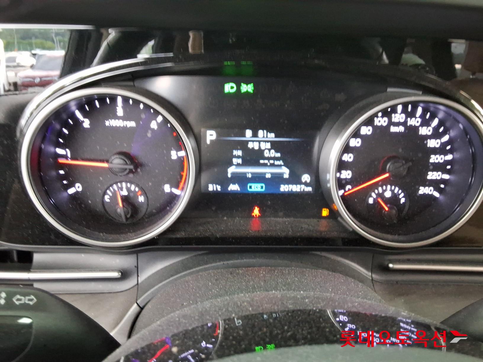2022 - kia carnival
