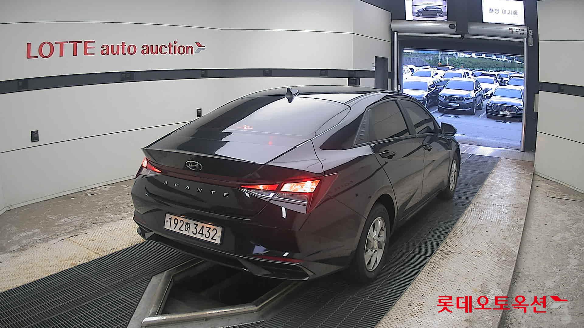 2023 - hyundai avante