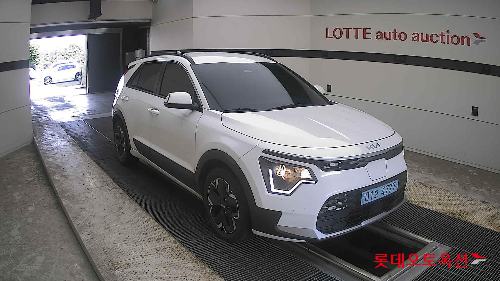 2023 - kia niro