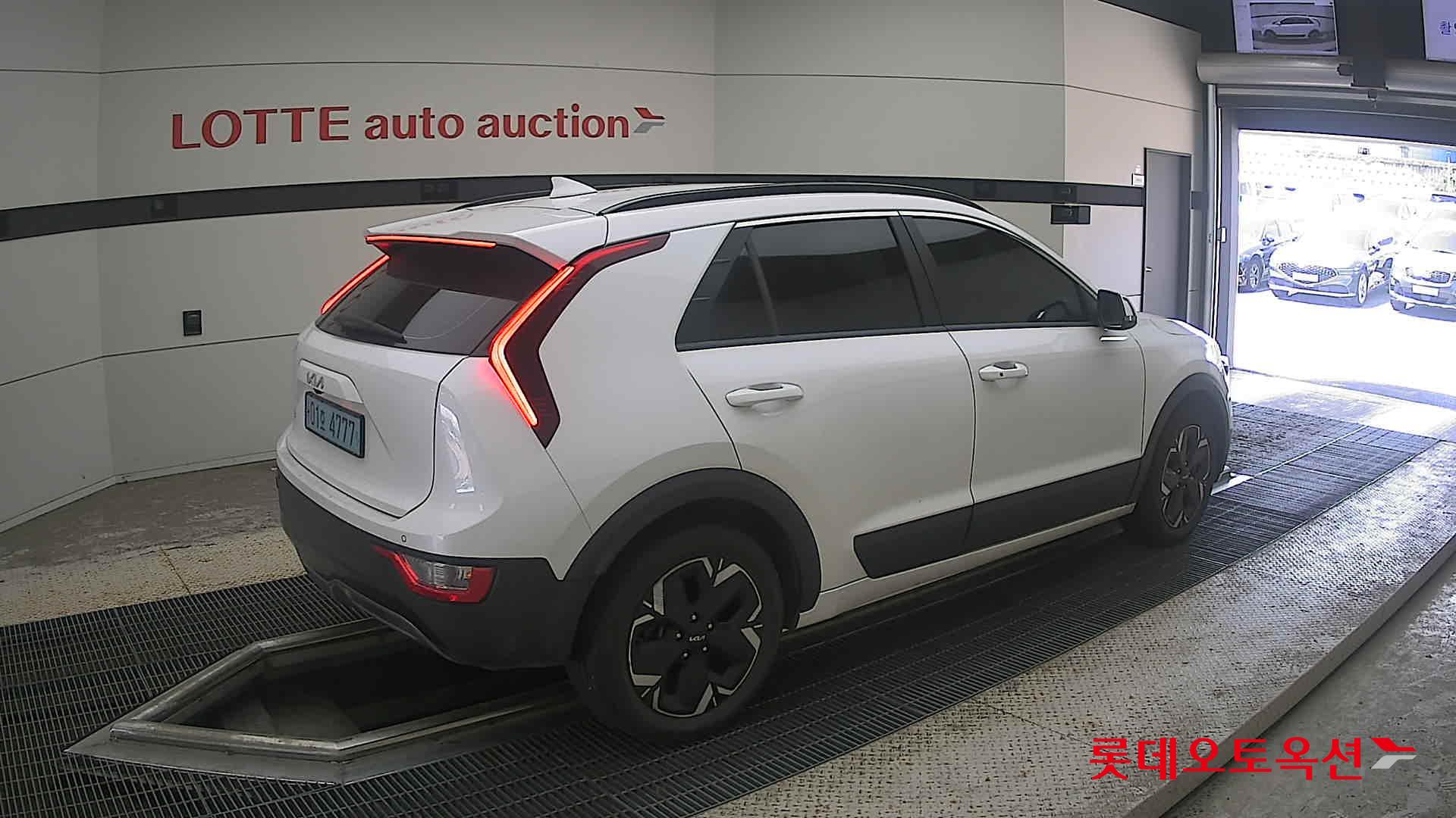 2023 - kia niro