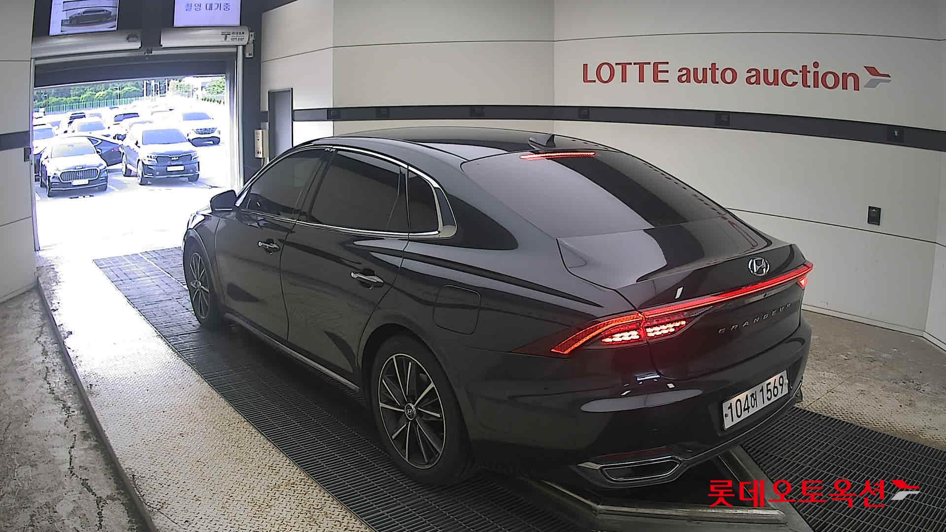 2020 - hyundai grandeur