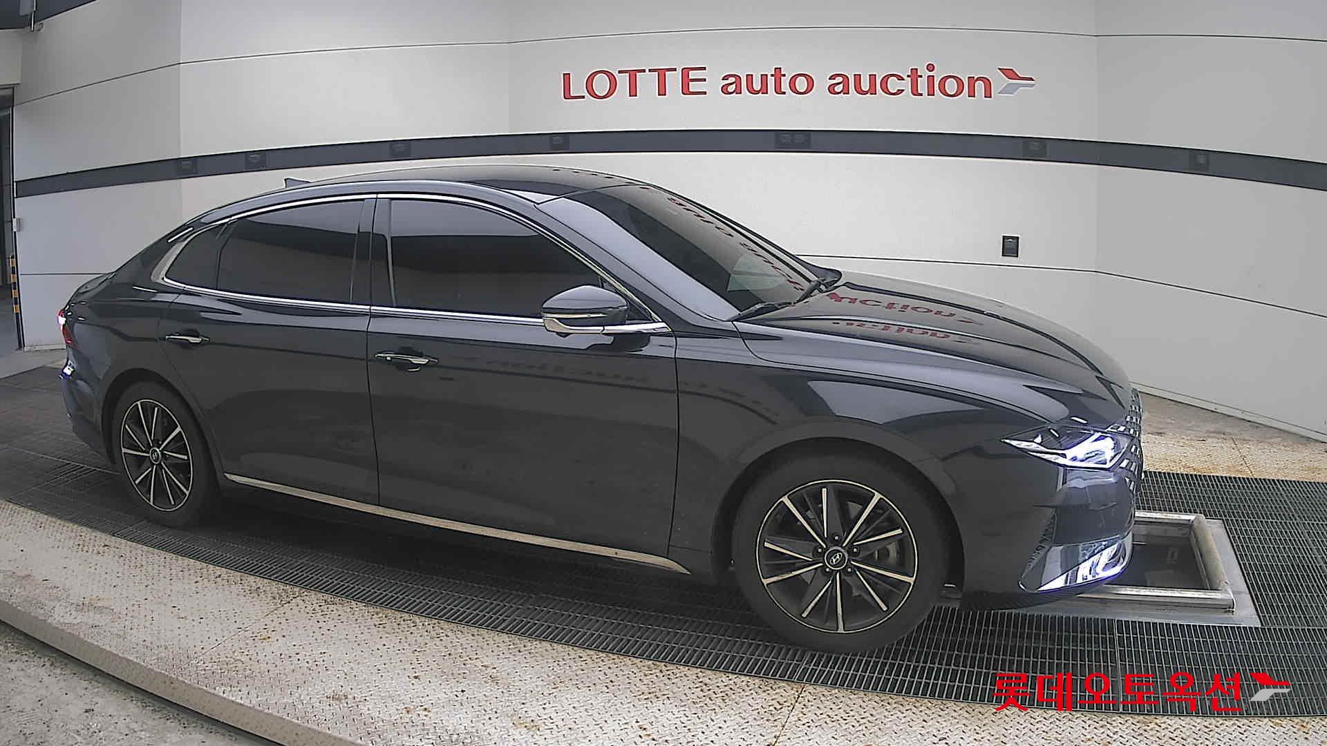 2020 - hyundai grandeur