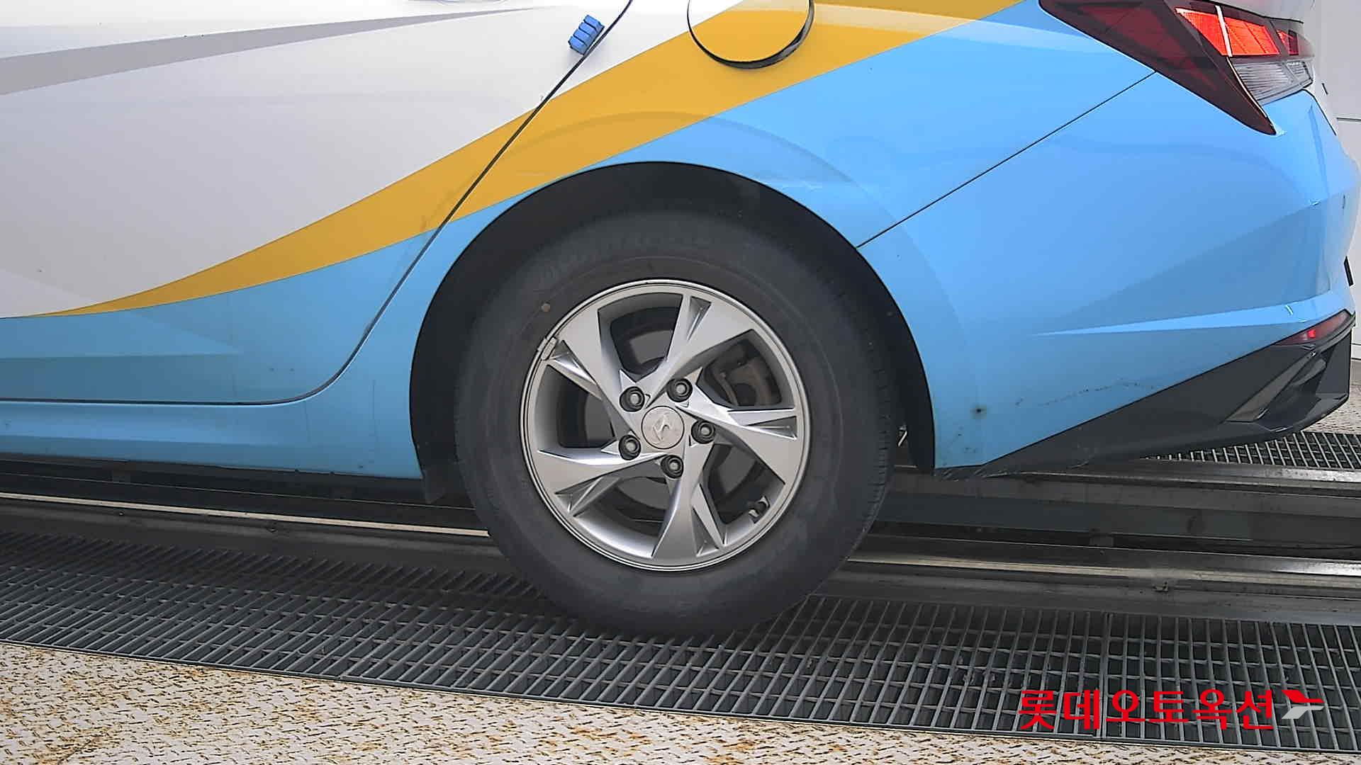2021 - hyundai avante