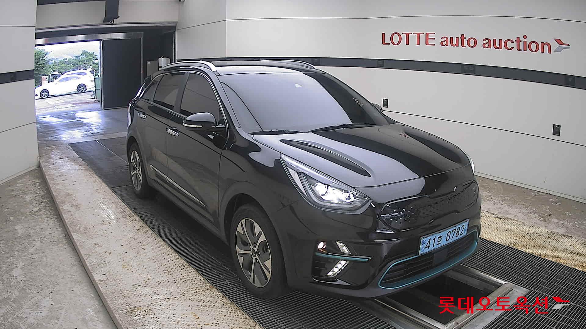 2022 - kia niro